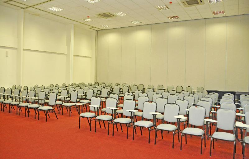 Hotel Inter Cuiaba Luaran gambar A typical conference room