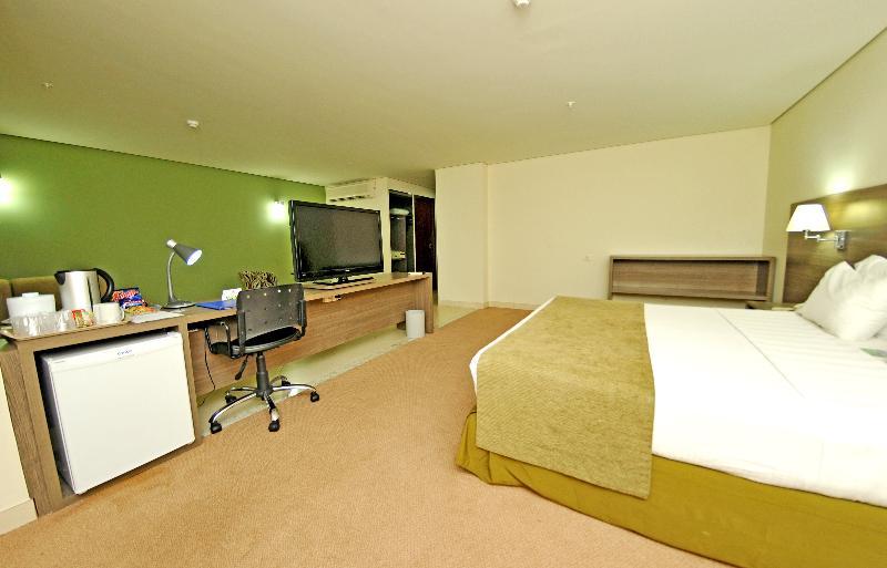 Hotel Inter Cuiaba Luaran gambar A typical room at the hotel